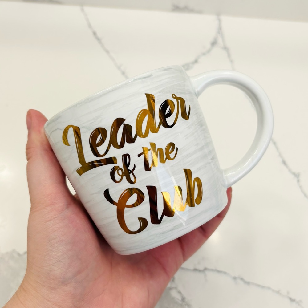 Disney Mickey Mouse “Leader of the Club” Marbled 11 oz Mug - Picture 6 of 6
